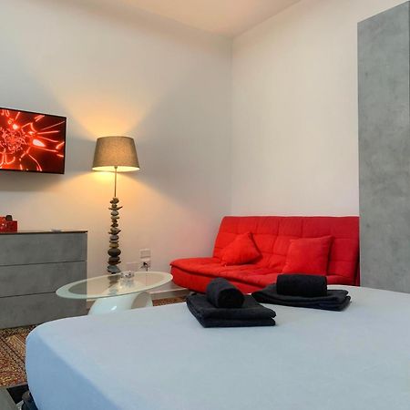 Mini Red Hub - Design Apartment Sant'Agapito Luaran gambar
