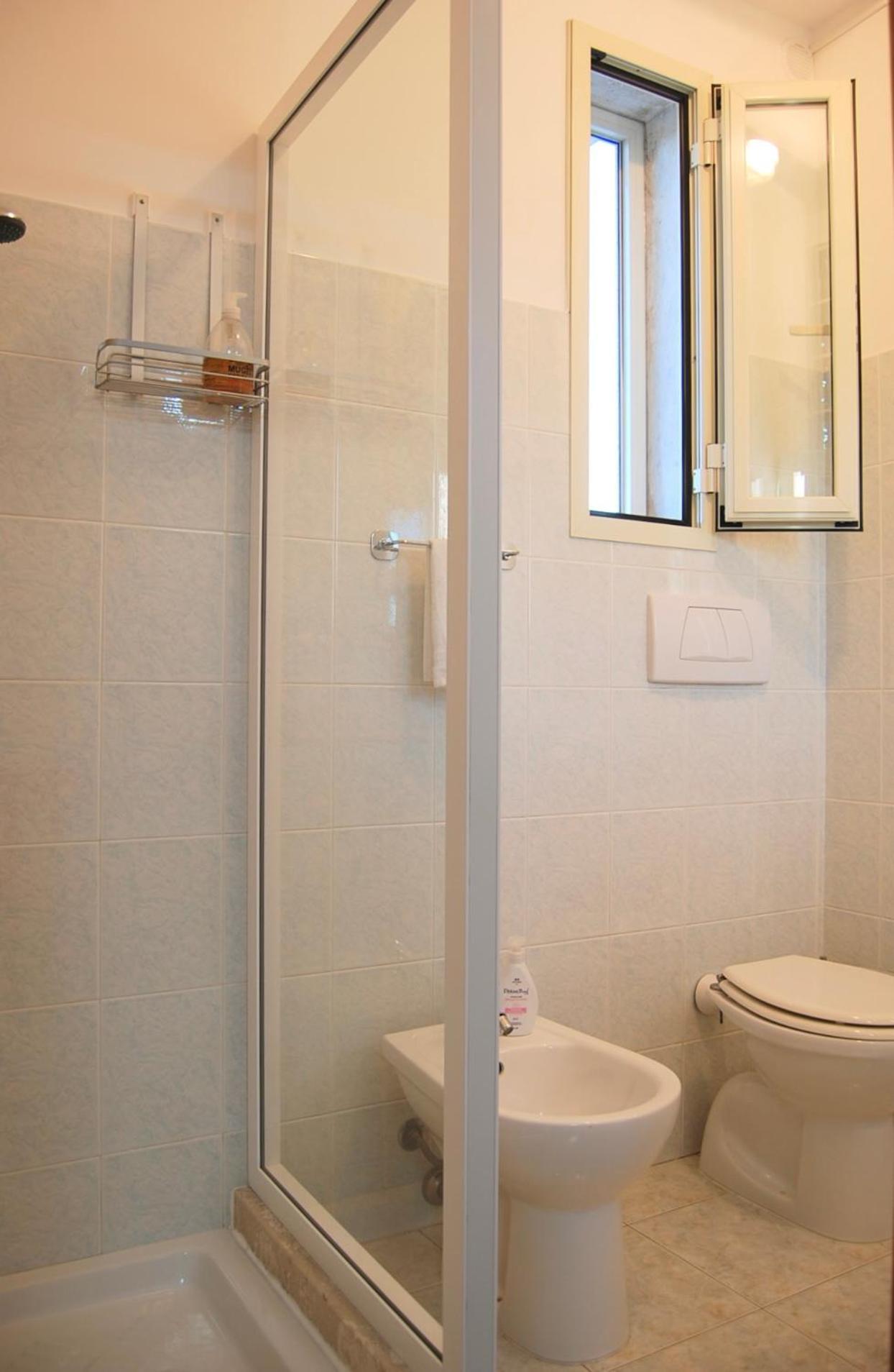 Mini Red Hub - Design Apartment Sant'Agapito Luaran gambar