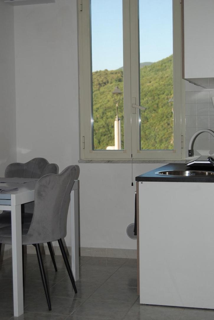 Mini Red Hub - Design Apartment Sant'Agapito Luaran gambar